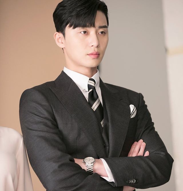 Park Seo Joon - Phó chủ tịch gây ấn tượng với bộ sưu tập đồ hiệu trong 'Thư ký Kim'