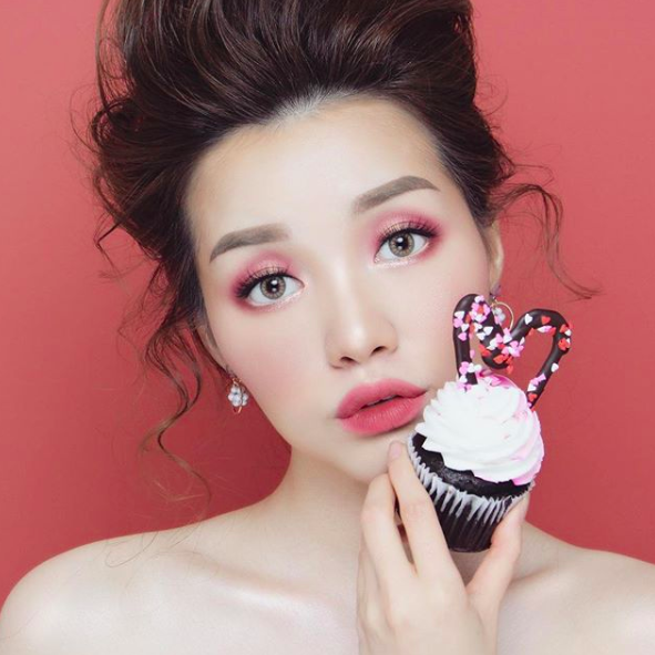 Điểm mặt 3 nàng beauty blogger cực xinh đang nổi đình nổi trên Youtube VN